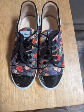 Floral Canvas Low-Top Sneakers with Black Patent Toe
